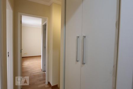 Casa de condomínio à venda com 145m², 3 quartos e 2 vagascorredor