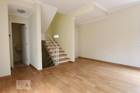 sala de casa de condomínio à venda com 3 quartos, 145m² em Jardim Monte Kemel, São Paulo