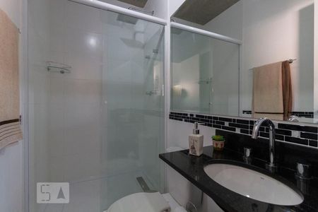 Banheiro de kitnet/studio à venda com 1 quarto, 29m² em República, São Paulo
