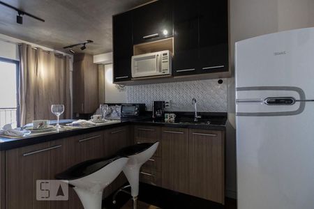 Cozinha de kitnet/studio à venda com 1 quarto, 29m² em República, São Paulo