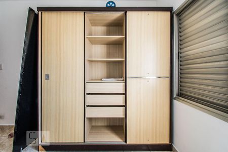 Quarto 1 de apartamento para alugar com 2 quartos, 64m² em Liberdade, São Paulo