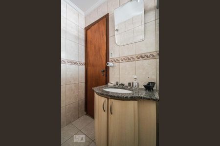 Apartamento para alugar com 64m², 2 quartos e sem vagaBanheiro