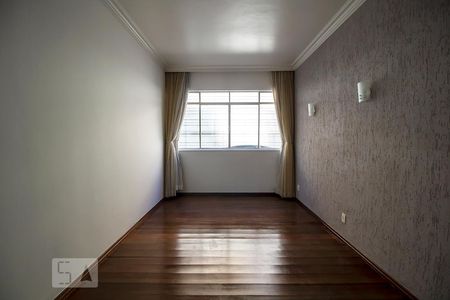 Apartamento para alugar com 110m², 3 quartos e 1 vagaSala