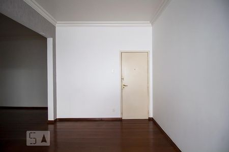 Apartamento para alugar com 110m², 3 quartos e 1 vagaSala