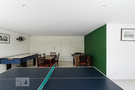 Apartamento para alugar com 55m², 2 quartos e 2 vagas Apartamento para alugar com 55m², 2 quartos e 2 vagasSala de Jogos