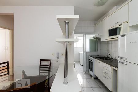 Apartamento para alugar com 55m², 2 quartos e 2 vagas Apartamento para alugar com 55m², 2 quartos e 2 vagasSala e cozinha