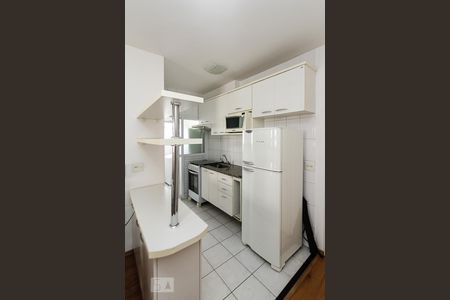 Apartamento para alugar com 55m², 2 quartos e 2 vagas Apartamento para alugar com 55m², 2 quartos e 2 vagasCozinha