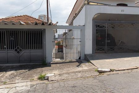 Casa para alugar com 60m², 2 quartos e 1 vagaFachada