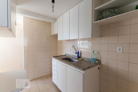 Cozinha de apartamento para alugar com 2 quartos, 72m² em Setor Bela Vista, Goiânia