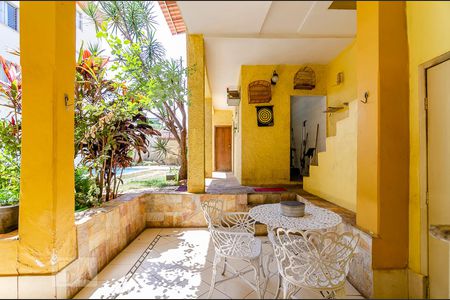 Casa à venda com 458m², 8 quartos e 4 vagasÁrea