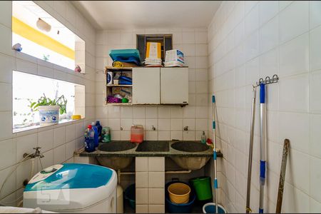 Casa à venda com 458m², 8 quartos e 4 vagasÁrea de Serviço