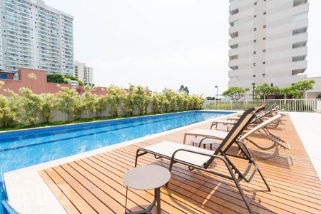 Studio para alugar com 31m², 1 quarto e 1 vaga Studio para alugar com 31m², 1 quarto e 1 vagaPiscina