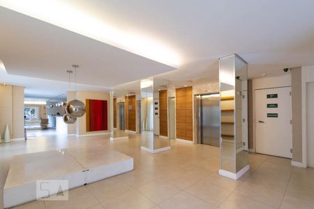 Studio para alugar com 31m², 1 quarto e 1 vaga Studio para alugar com 31m², 1 quarto e 1 vagaHall Entrada