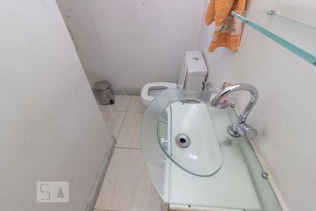 Lavabo de casa para alugar com 4 quartos, 290m² em Barroca, Belo Horizonte