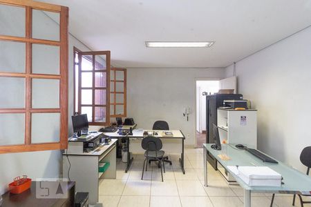 Casa para alugar com 290m², 4 quartos e 4 vagas Casa para alugar com 290m², 4 quartos e 4 vagasQuarto 3