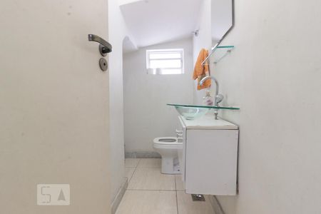 Lavabo de casa para alugar com 4 quartos, 290m² em Barroca, Belo Horizonte