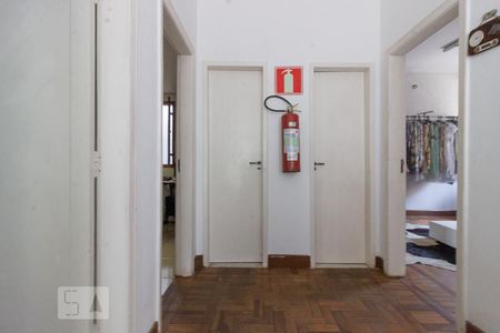 Sala de casa para alugar com 4 quartos, 290m² em Barroca, Belo Horizonte
