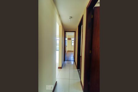 Corredor de apartamento para alugar com 3 quartos, 83m² em Pechincha, Rio de Janeiro