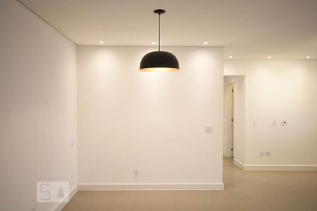 Apartamento para alugar com 96m², 2 quartos e 2 vagas Apartamento para alugar com 96m², 2 quartos e 2 vagasSala de Jantar