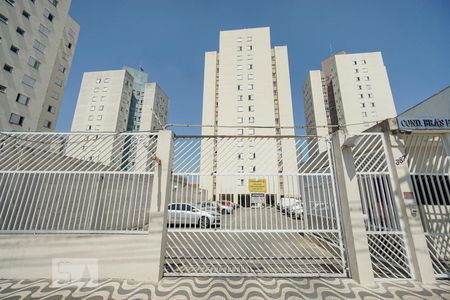 Apartamento à venda com 52m², 1 quarto e sem vaga Apartamento à venda com 52m², 1 quarto e sem vagaFachada