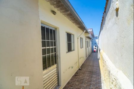 Casa para alugar com 50m², 2 quartos e sem vaga Casa para alugar com 50m², 2 quartos e sem vagaFachada