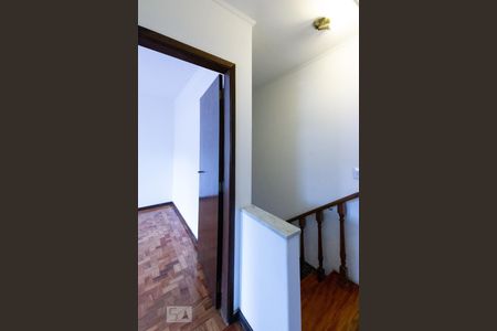 Casa à venda com 112m², 3 quartos e 2 vagasCorredor