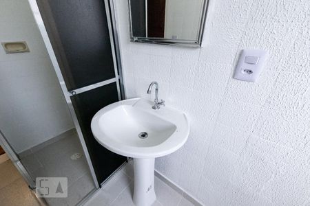 Casa à venda com 112m², 3 quartos e 2 vagasBanheiro 1 - Torneira