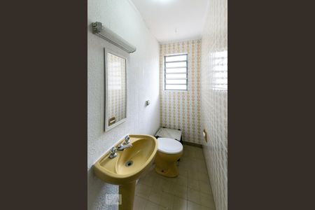 Casa à venda com 112m², 3 quartos e 2 vagasBanheiro 2