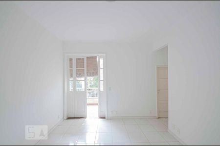 Sala de apartamento para alugar com 3 quartos, 75m² em Grajaú, Rio de Janeiro