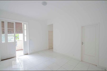 Sala de apartamento para alugar com 3 quartos, 75m² em Grajaú, Rio de Janeiro