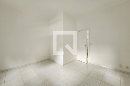 Quarto 1 de apartamento para alugar com 3 quartos, 75m² em Grajaú, Rio de Janeiro