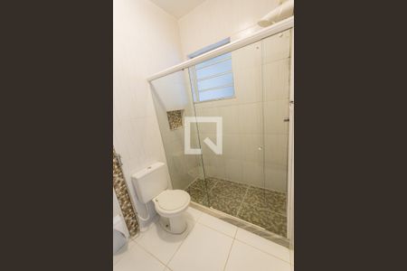 Casa de condomínio para alugar com 180m², 4 quartos e sem vaga Casa de condomínio para alugar com 180m², 4 quartos e sem vagaBanheiro Social 1
