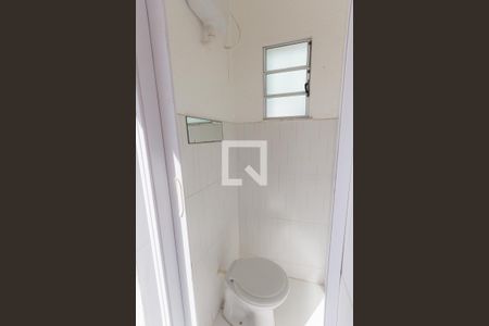 Casa de condomínio para alugar com 180m², 4 quartos e sem vaga Casa de condomínio para alugar com 180m², 4 quartos e sem vagaLavabo