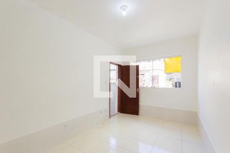 Sala de casa de condomínio para alugar com 4 quartos, 180m² em Pechincha, Rio de Janeiro