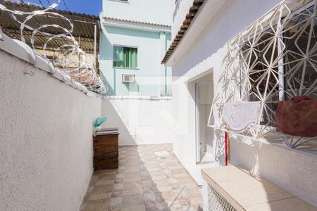 Casa de condomínio para alugar com 180m², 4 quartos e sem vaga Casa de condomínio para alugar com 180m², 4 quartos e sem vagaÁrea de Serviço 1