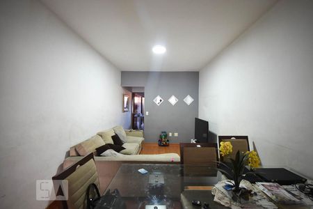 Sala de casa para alugar com 2 quartos, 94m² em Parque Monte Alegre, Taboão da Serra