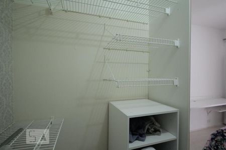 Closet de apartamento à venda com 2 quartos, 68m² em Barra da Tijuca, Rio de Janeiro