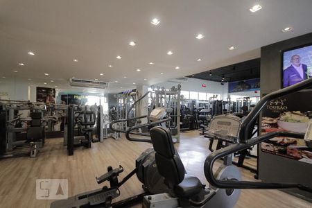 Apartamento à venda com 68m², 2 quartos e 1 vagaÁrea comum - Academia