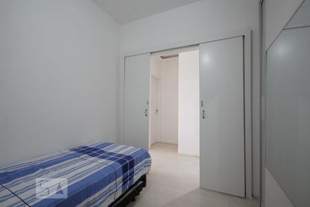 Apartamento à venda com 68m², 2 quartos e 1 vagaQuarto 2