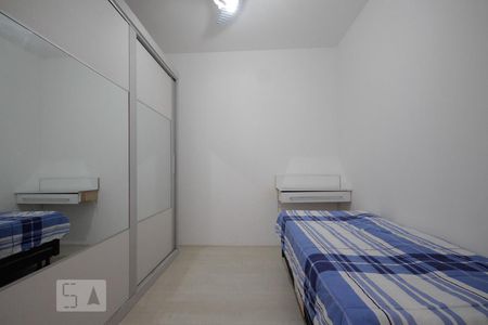 Apartamento à venda com 68m², 2 quartos e 1 vagaQuarto 2