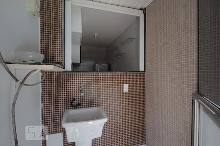 Apartamento à venda com 68m², 2 quartos e 1 vagaÁrea de Serviço 