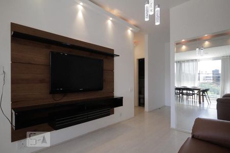 Sala de apartamento à venda com 2 quartos, 68m² em Barra da Tijuca, Rio de Janeiro