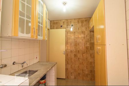 Cozinha de apartamento para alugar com 2 quartos, 66m² em São Francisco, Belo Horizonte