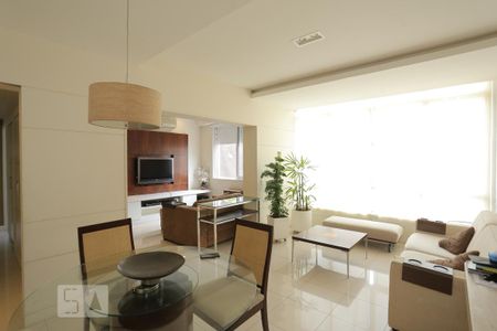 Apartamento à venda com 90m², 2 quartos e 1 vagaSala
