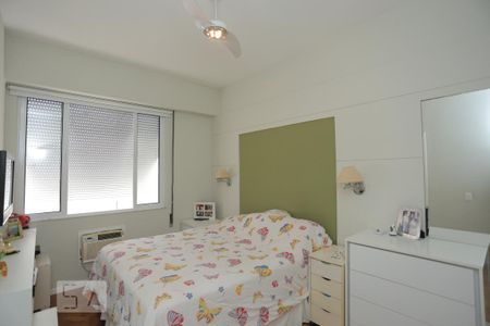 Apartamento à venda com 90m², 2 quartos e 1 vagaSuíte