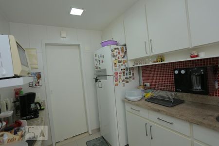 Apartamento à venda com 90m², 2 quartos e 1 vagaCozinha