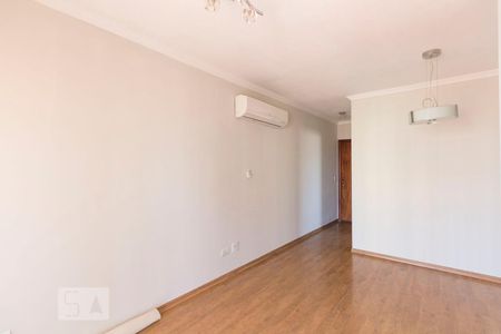 Sala de apartamento para alugar com 2 quartos, 60m² em Chácara Inglesa, São Paulo