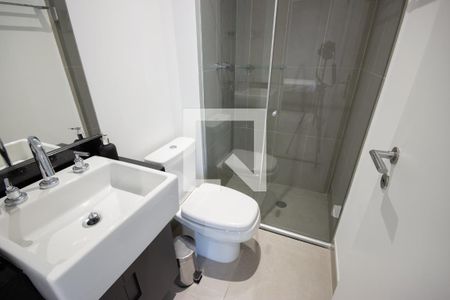 Studio para alugar com 46m², 2 quartos e 1 vaga Studio para alugar com 46m², 2 quartos e 1 vagaBanheiro
