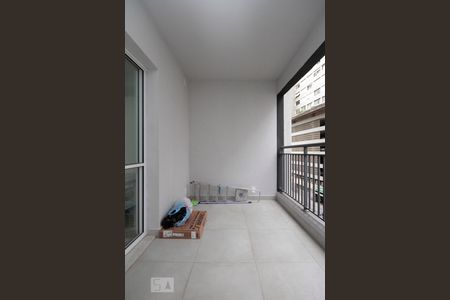 Varanda de kitnet/studio à venda com 1 quarto, 48m² em Centro, São Paulo