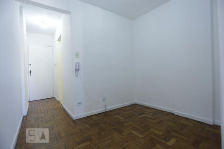 Sala de kitnet/studio para alugar com 1 quarto, 32m² em Bela Vista, São Paulo